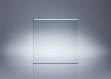 Transparetne tworzywo sztuczne