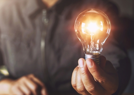 Maksymalna moc źródła światła