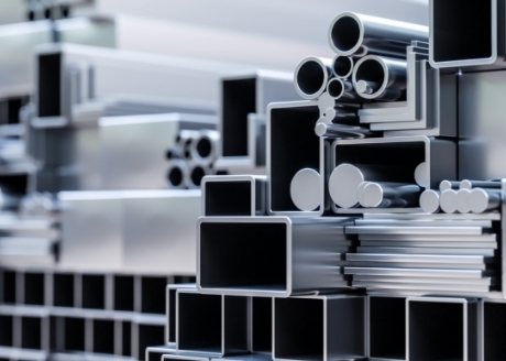 Wytrzymałe stalowe profile