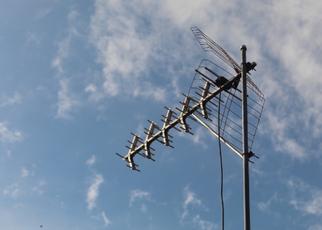 Do wszystkich anten kierunkowych z symetryzatorem z gniazdem F