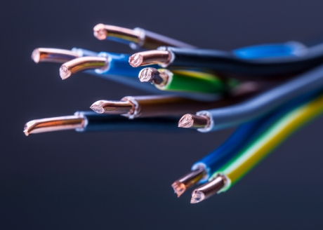 Hartowany przecinak do kabli