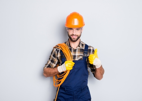 Możliwość zaciskania końcówek konektorowych 22-10 AWG