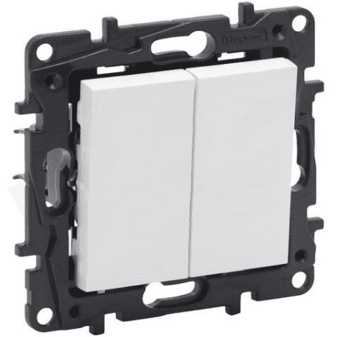 Łącznik świecznikowy NILOE STEP biały mat