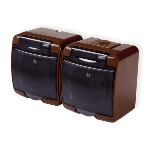 Gniazdo podwójne z uziemieniem HydroLuxe dymne