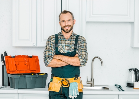 Przeznaczony do elastycznych podłączeń