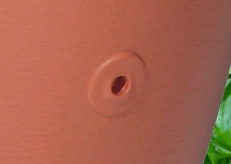 Otwór gwintowany na kranik