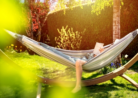 Prywatność podczas odpoczynku w ogrodzie