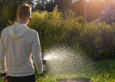 Jednoręczna regulacja siły strumienia