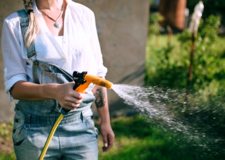 uruchomienie za pomocą przycisku