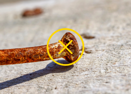 Solidna metalowa konstrukcja
