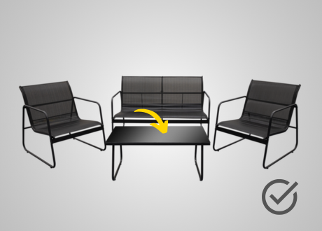 Wygodne krzesła i sofa
