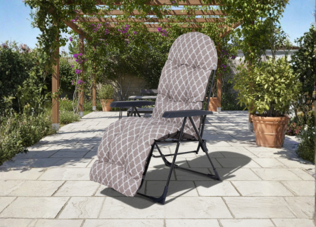 Przestronne i ergonomiczne siedzisko 
